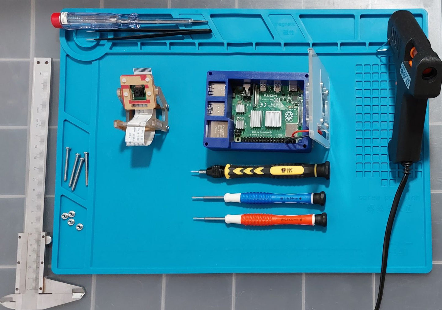 Antistatic non-slip silicone repair mat